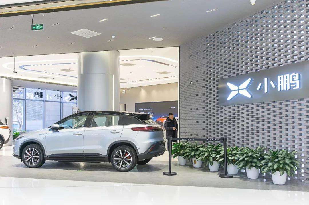 被曝加價提車+違法采集人臉被罰，小鵬汽車迎來“多事之冬”？