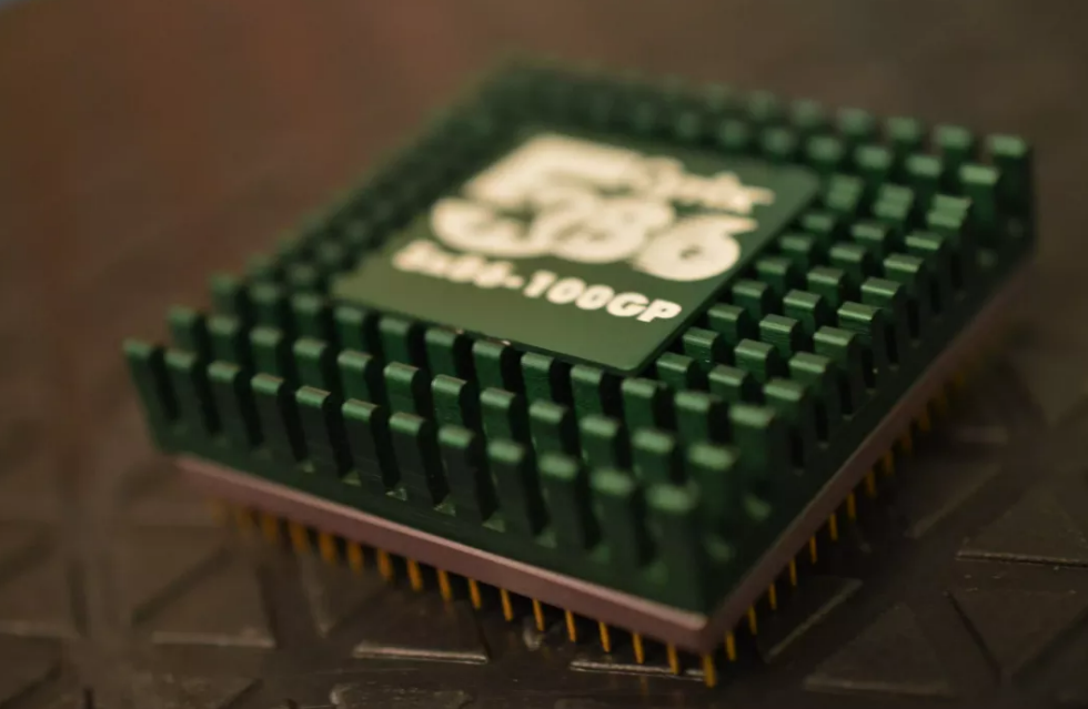 英特爾最強競爭對手的興起與衰落