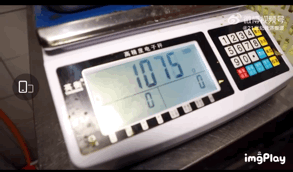 周入10萬!炒菜機器人成了90后小伙餐廳中的“搖錢樹”?翻鍋也能實現