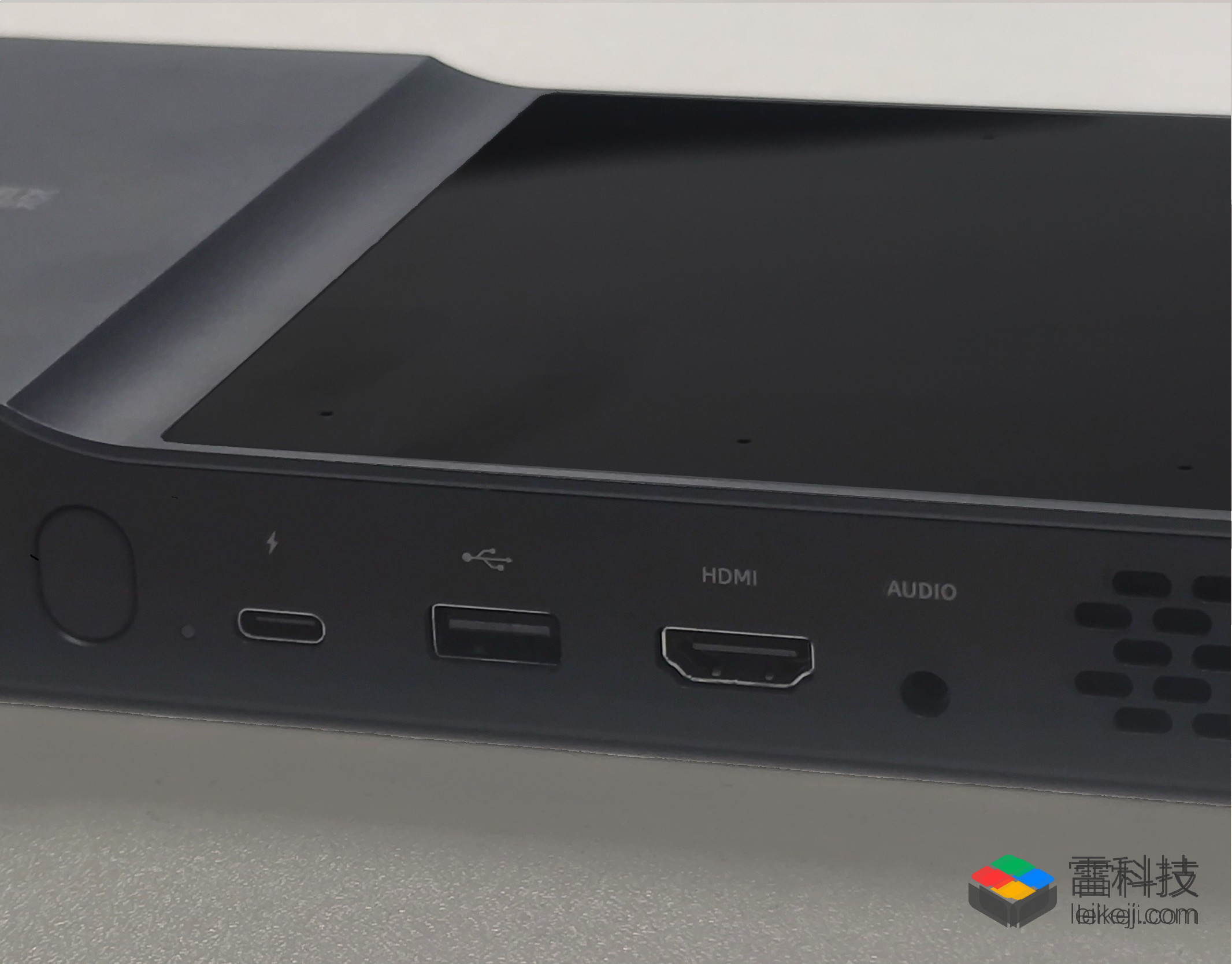 訊飛智能無線投影儀AP10W評測:輕薄小巧,體驗如何?