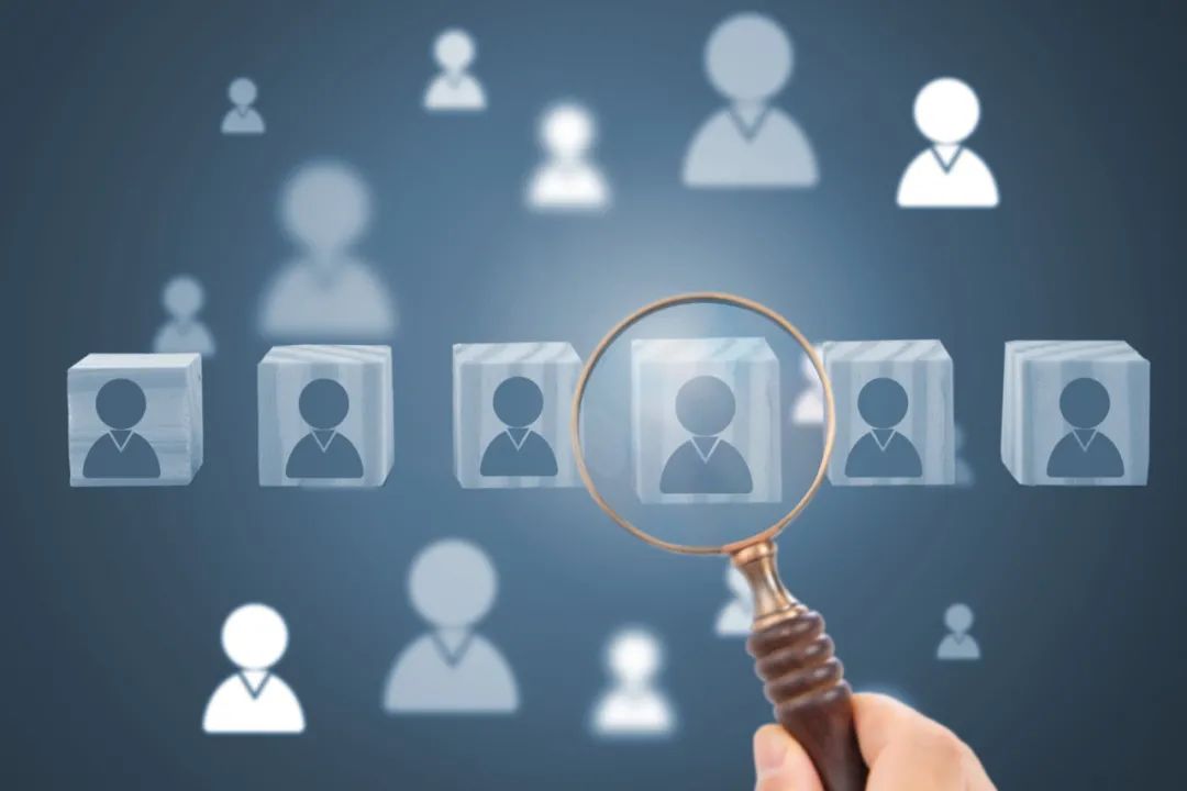 人大代表鼓勵年輕人“少送外賣多進工廠”，網友吵翻天：真的只是錢的問題么？