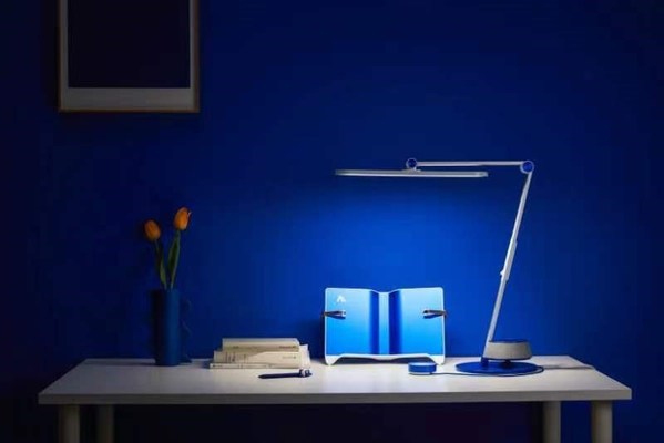 小蒙科技智能護眼臺燈MengC 小蒙科技智能護眼臺燈MengC