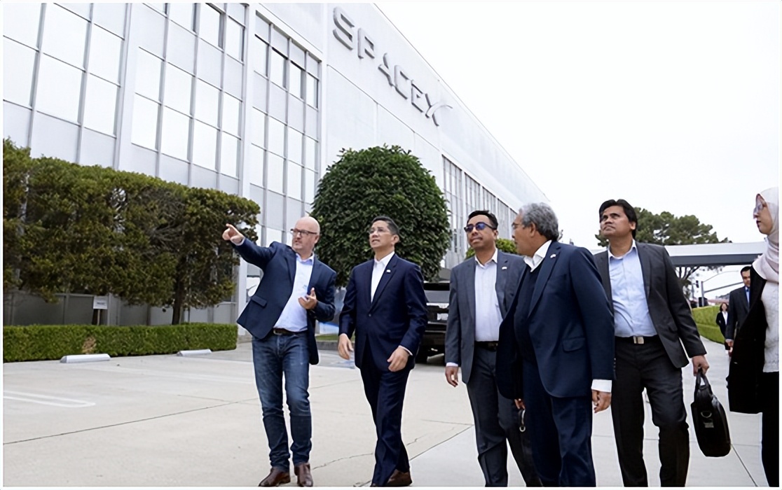 馬斯克的Starlink計劃通過衛星擴大馬來西亞的互聯網連接