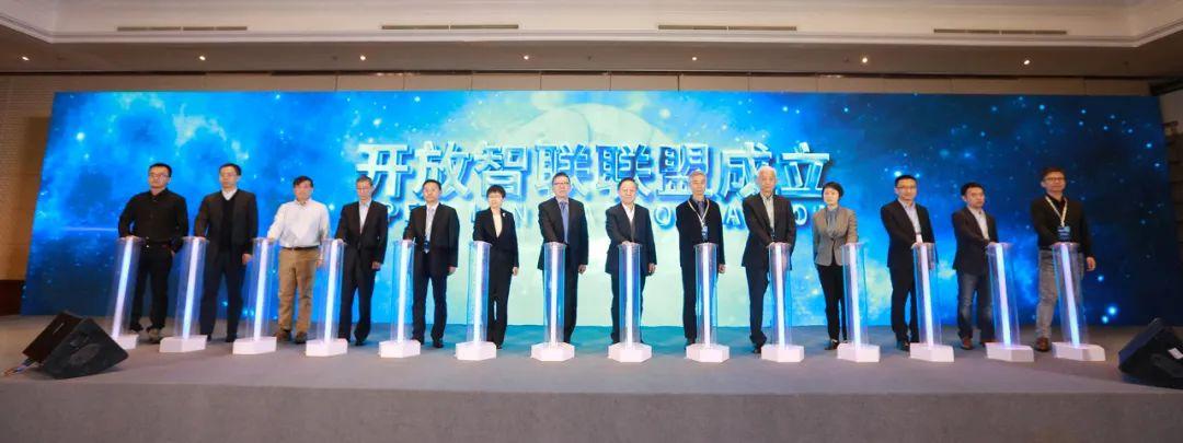 國內OLA抓穩機遇,進展迅速 國內OLA抓穩機遇,進展迅速