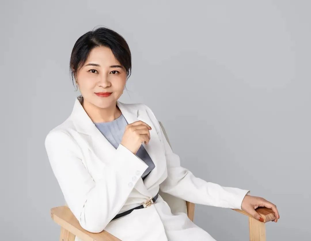 深圳市智微智能科技股份有限公司董事長、總經理袁微微 深圳市智微智能科技股份有限公司董事長、總經理袁微微