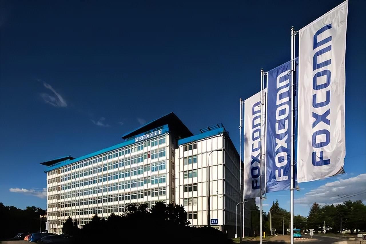 富士康隔空喊話馬斯克:希望代工特斯拉!郎有情妾有意嗎? 富士康隔空喊話馬斯克:希望代工特斯拉!郎有情妾有意嗎?