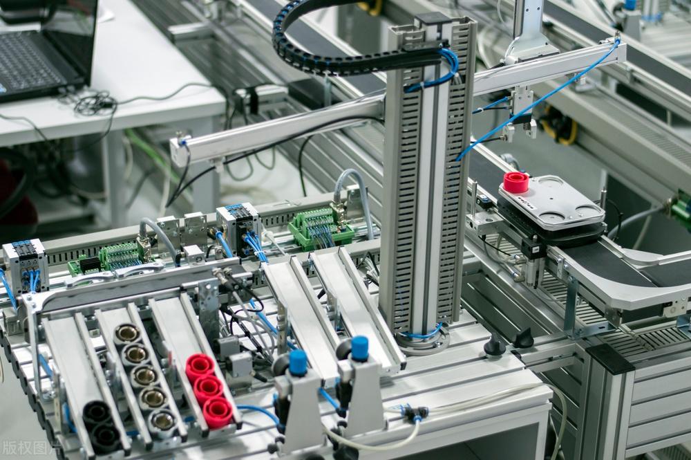 美國被臺積電耍得團團轉,被賣了還往里送錢! 美國被臺積電耍得團團轉,被賣了還往里送錢!