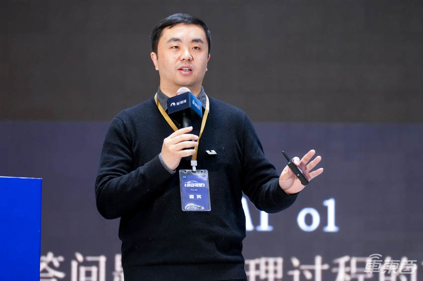 端到端智駕燃爆中關村！2025首場自動駕駛峰會圓滿落幕，清華李升波教授、理想智駕一號位給出研判