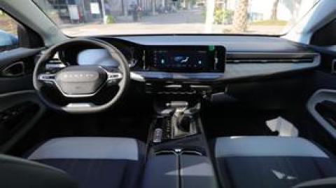 高二學生發明“防誤踩油門智能控制系統”，獲國際發明金獎