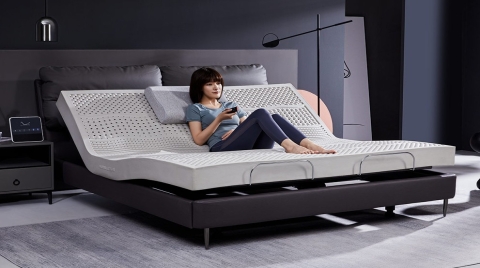 以眼光謀發展，全屋智能家居8H 智能電動床開辟趣睡新路程