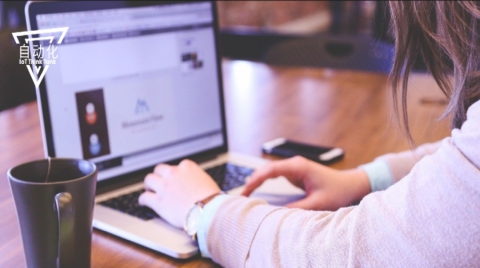  摸魚界“吾輩楷模”？這位仁兄年薪57萬的工作靠自動化完成，公司無一人察覺