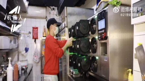 周入10萬！炒菜機器人成了90后小伙餐廳中的搖錢樹？