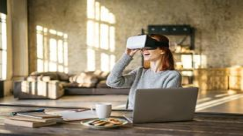 元宇宙這把火開始燒向打工人（怎么投資元宇宙）