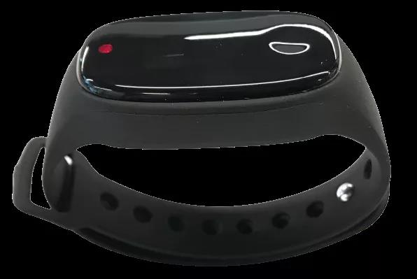 歐孚通信NB-IoT體溫監測手環實物圖