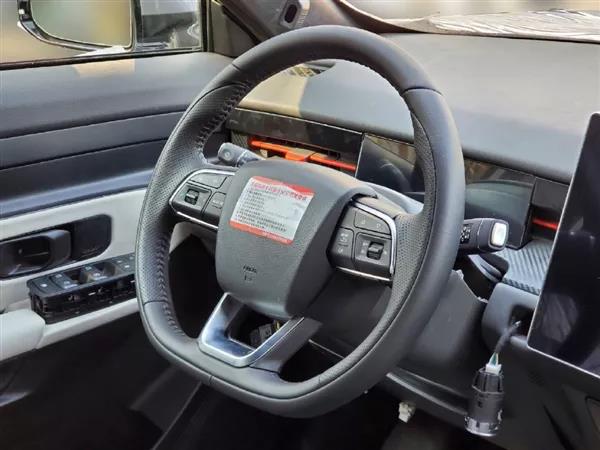 捷途全新SUV內飾曝光 華為鴻蒙智能座艙裝車 捷途全新SUV內飾曝光 華為鴻蒙智能座艙裝車