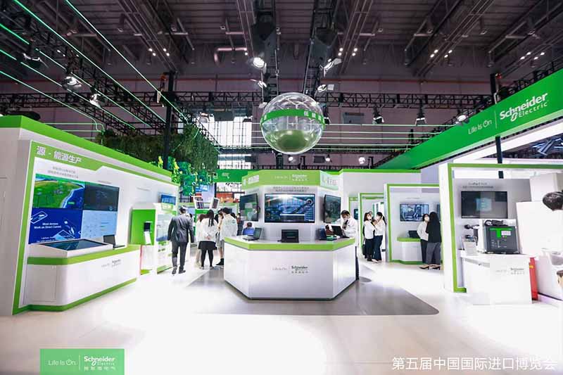  “低碳能源”專區：以“源、網、荷、儲”為主線，展示覆蓋能源供需兩段端到端的全鏈路方案